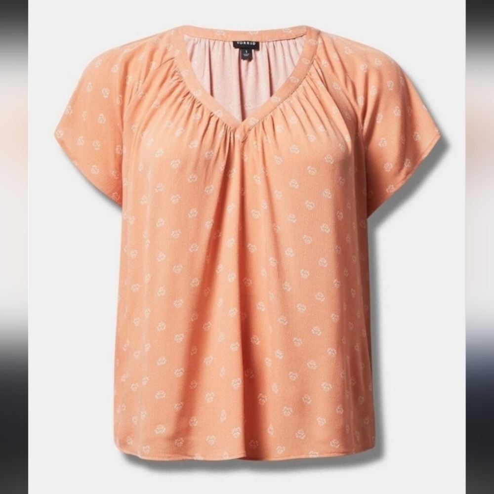 Torrid Washable Crinkle Gauze V-Neck Flutter Short Sleeve Top